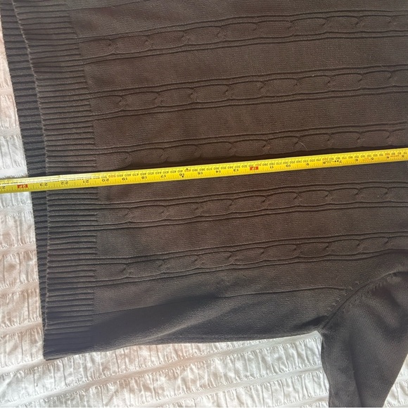 Men's Brown Cable Knit Sweater - Picture 6 of 7